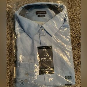 NWT Van Heusen Men's Light Blue Stretch Dress Shirt